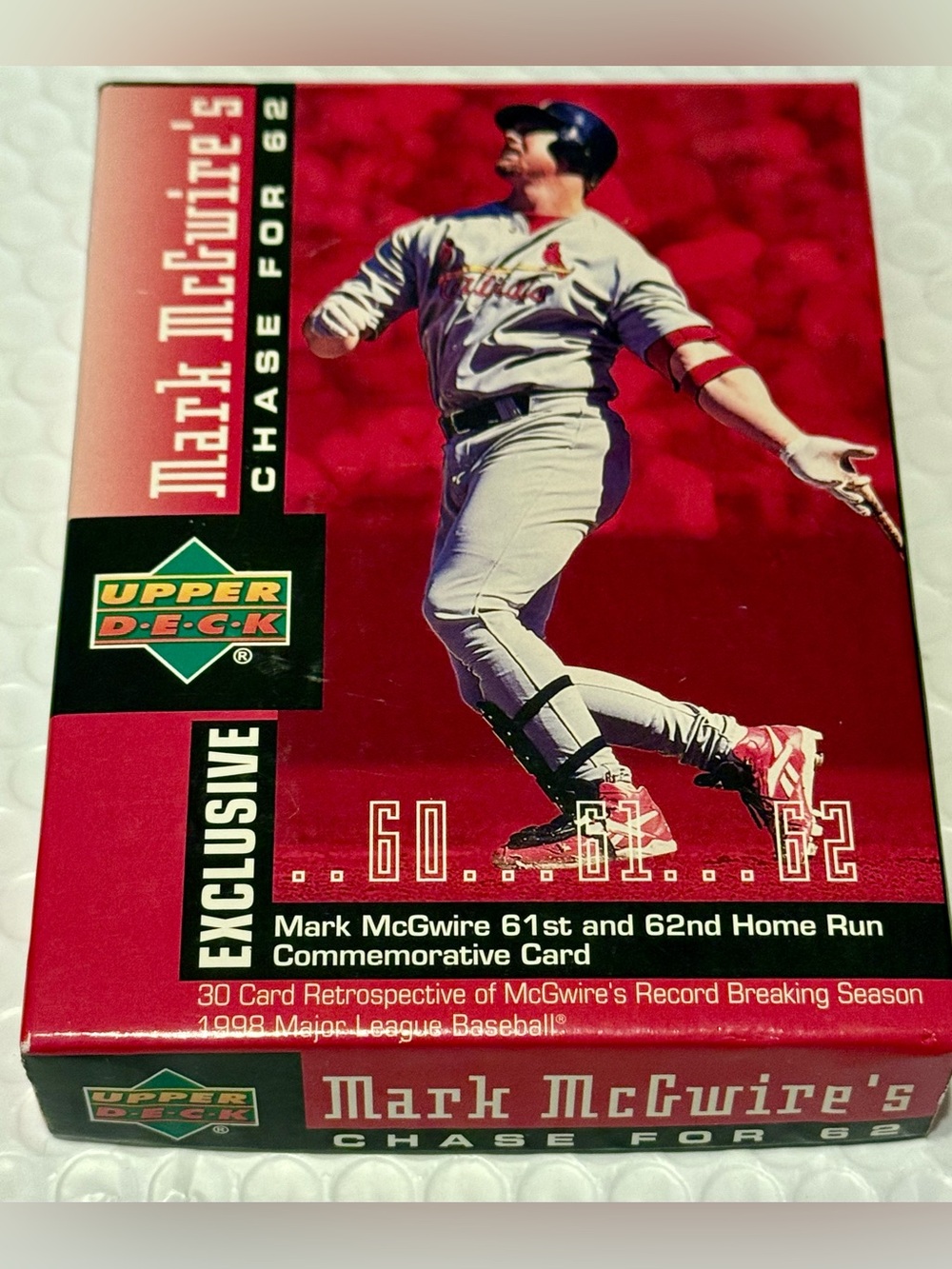 Upper Deck Mark McGwire Chase for 62 30 Card Set 1998 St. Louis Cardinals